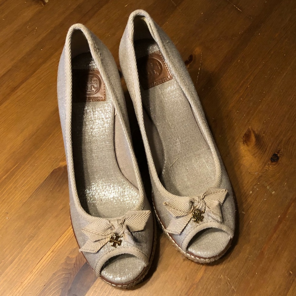 Tory Burch Wedge Sandals Size 9